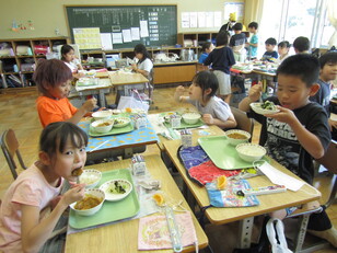 給食の時間３