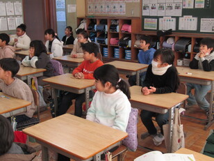 朝の読み聞かせ4