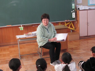 朝の読み聞かせ7