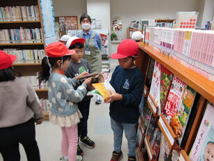 図書館見学６
