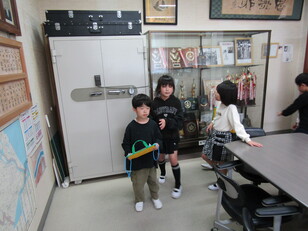 学校探検10