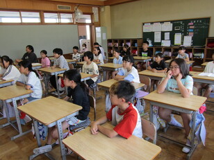 朝の読み聞かせ10