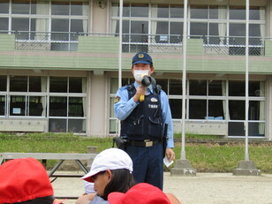 不審者対応避難訓練8