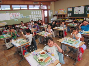 給食1