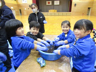 親子藍染め体験２