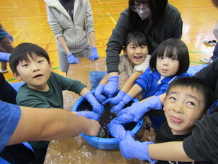 親子藍染め体験３