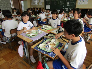 給食11