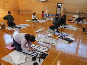 5年生「羽根つき」