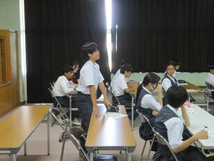 ８